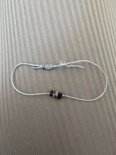 TIMI OF SWEDEN Tourmaline Chip armbånd turmalin