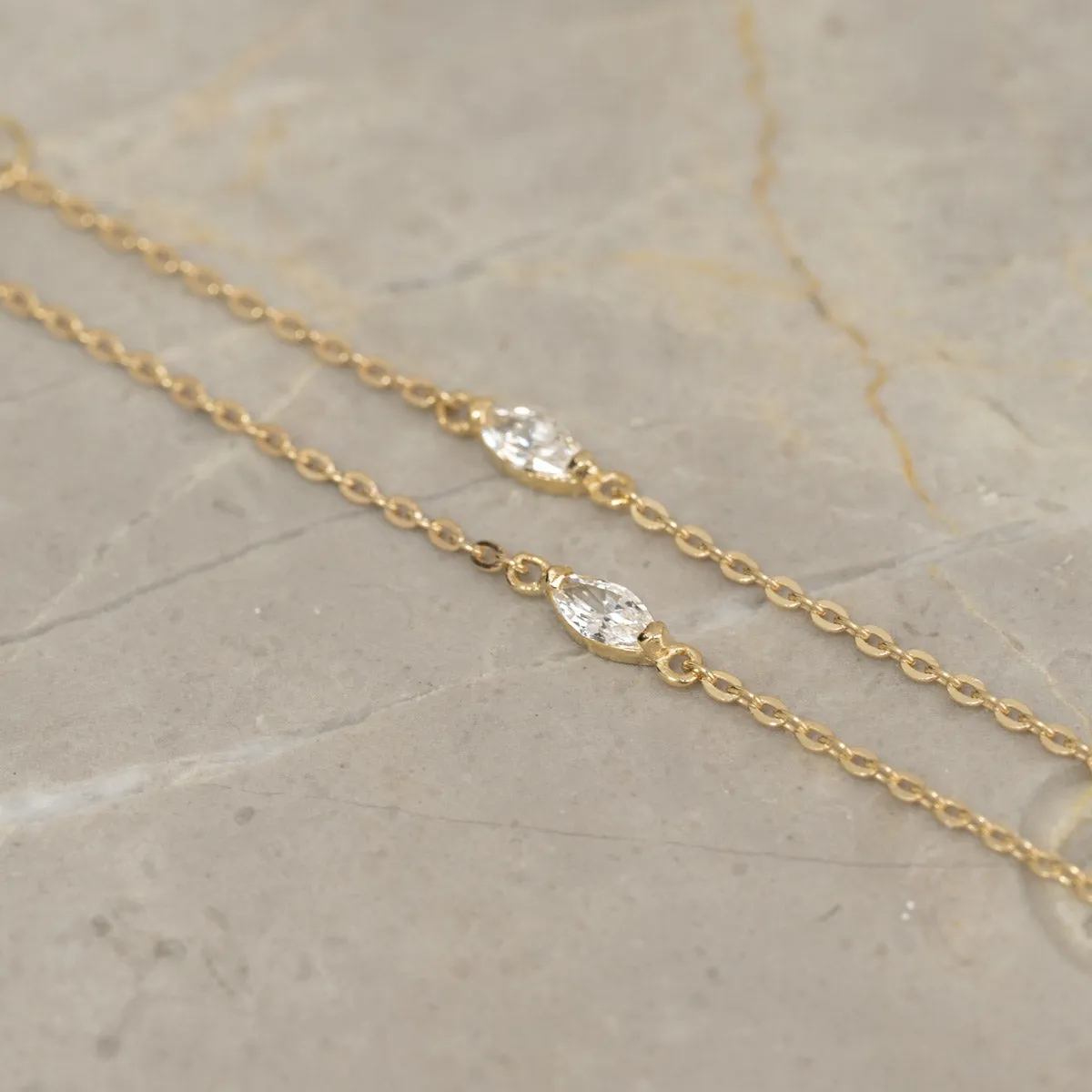 Sisi Copenhagen Madeline Crystal armbånd guld 9 kt zirkonia