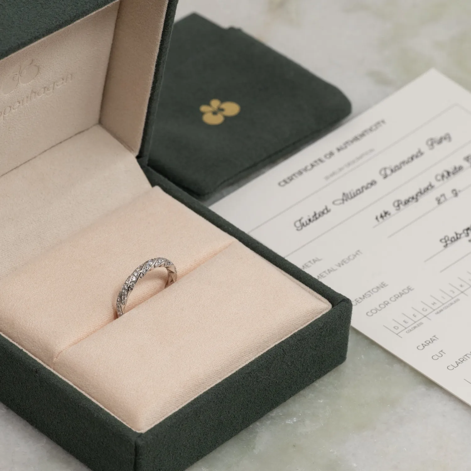 Sisi Copenhagen Twisted Alliance diamantring 0,4 ct 14 kt hvidguld
