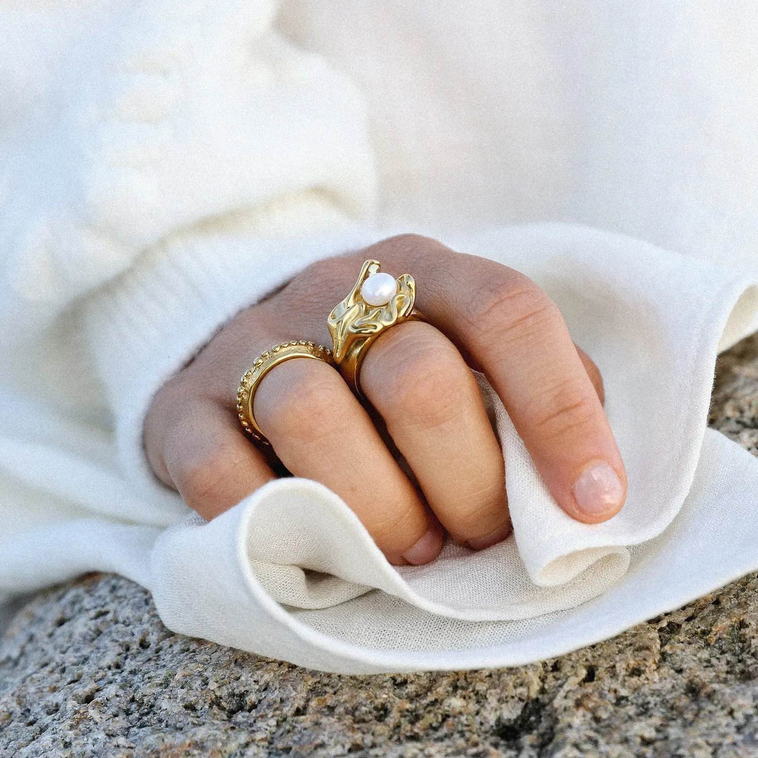 TIMI OF SWEDEN Lex ring smeltet perle guld 15 mm