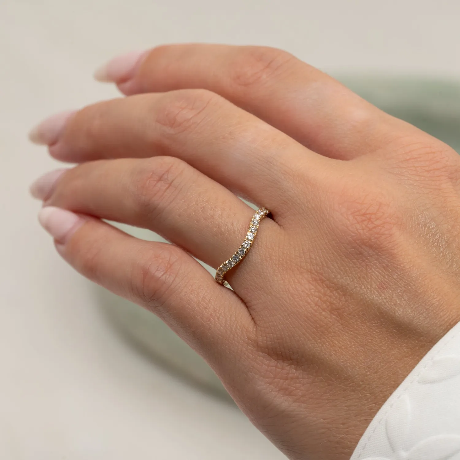 Sisi Copenhagen Wide Curve Stacking Alliance diamantring 0,30 ct guld