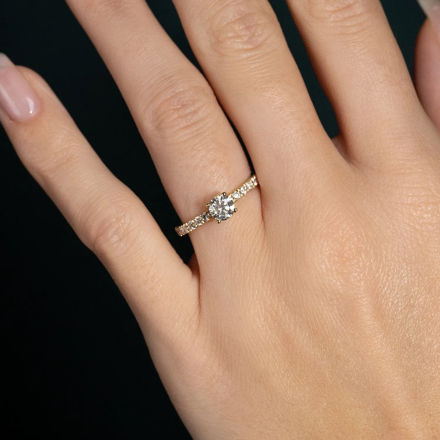 Sisi Copenhagen Hidden-Halo Alliance diamantring 1,0 ct guld