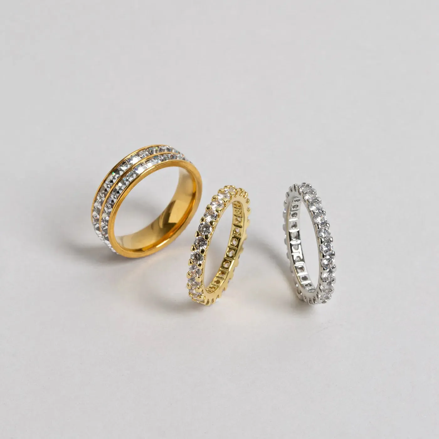 TIMI OF SWEDEN Daria ring guld str. 17 krystal