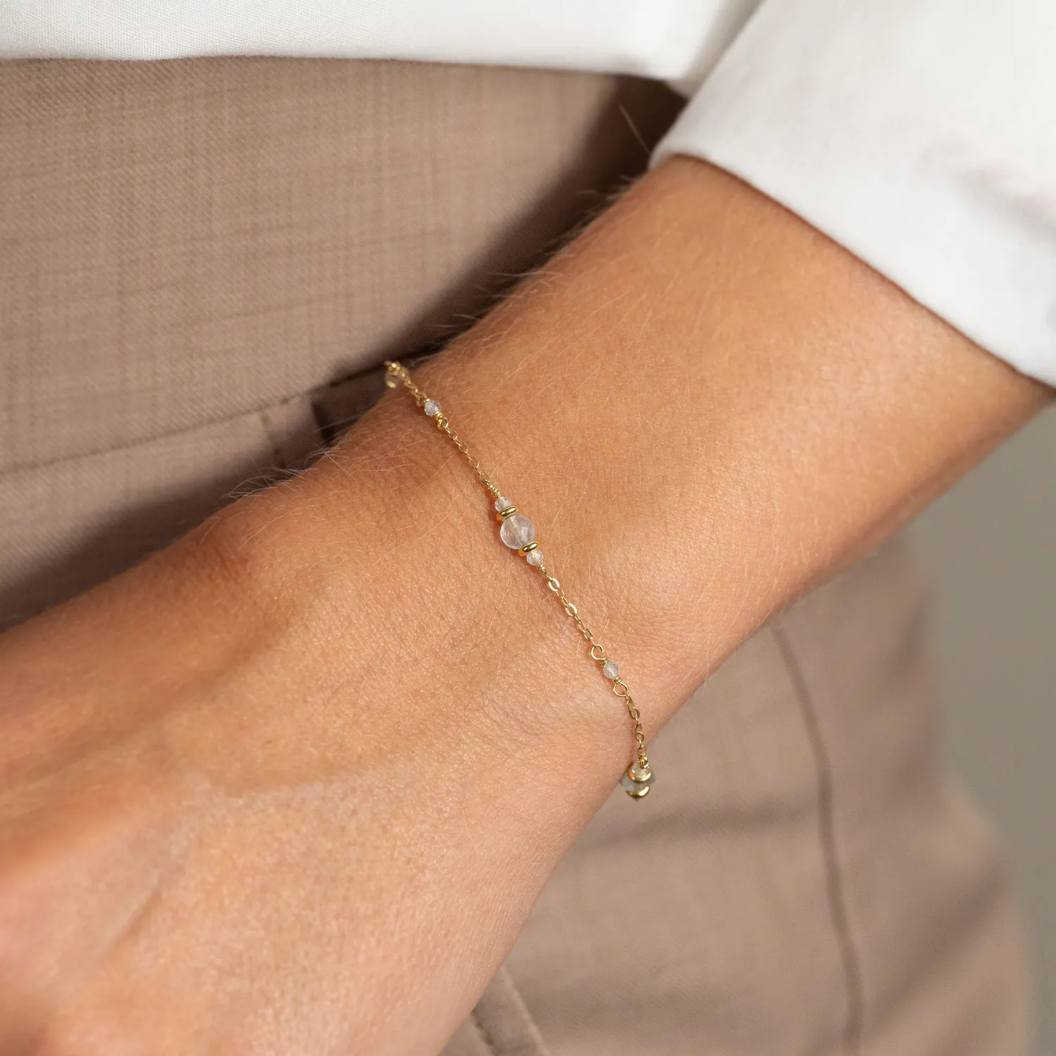 Sisi Copenhagen Cordelia Blue Aquamarine armbånd forgyldt