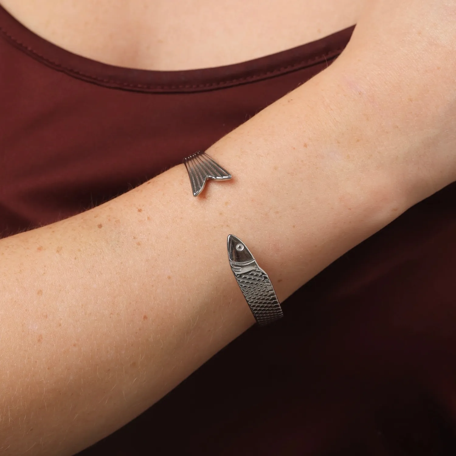 TIMI OF SWEDEN Erle Fisk armbånd sølv waterproof