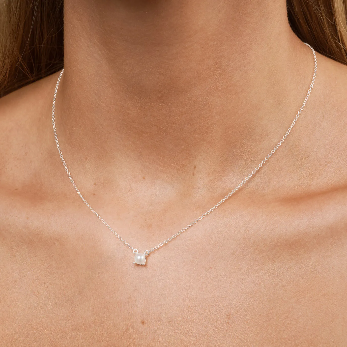 TIMI OF SWEDEN Essie perle halskæde guld 38 cm 5,5 mm