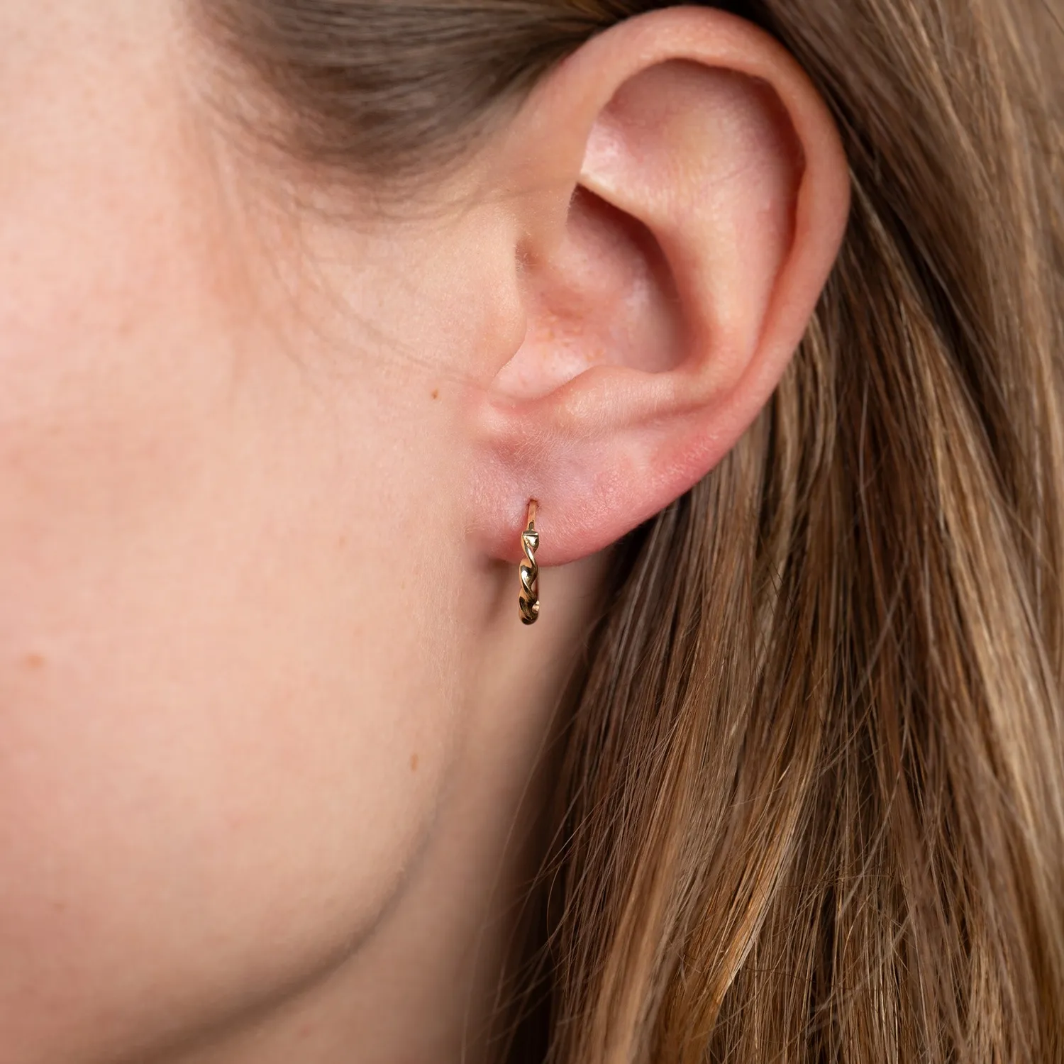 Sisi Copenhagen Adelie creoler massivt 9 kt guld 12 mm