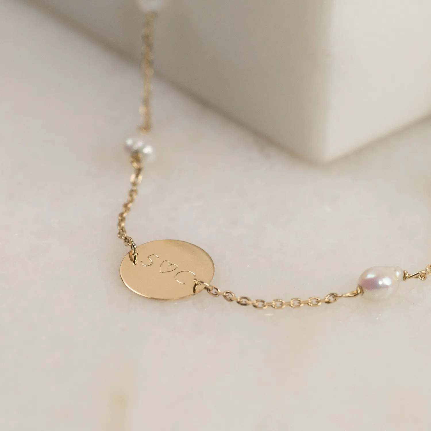Sisi Copenhagen Plate Pearl armbånd guld 9 kt 20 cm