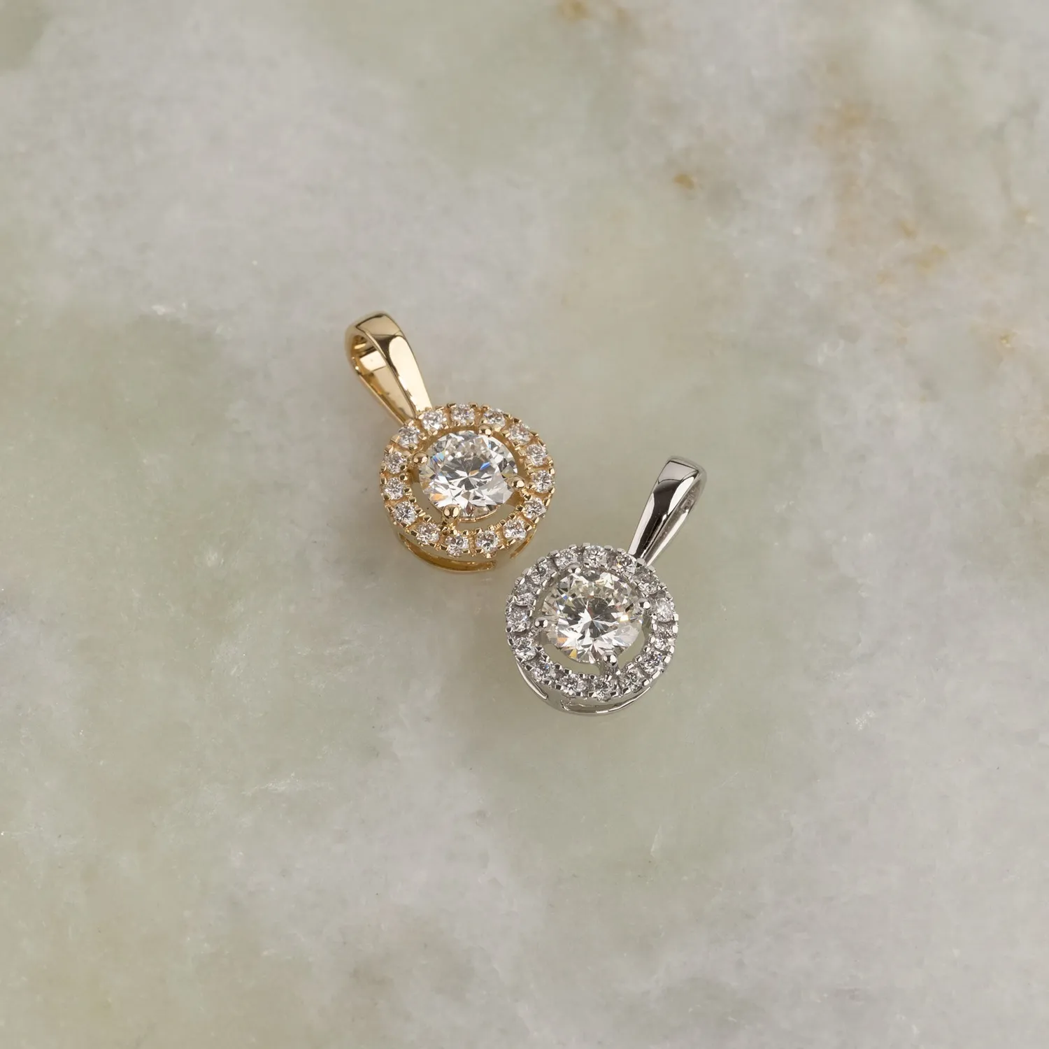 Sisi Copenhagen Round Halo lab-diamond vedhæng 0,66 ct guld