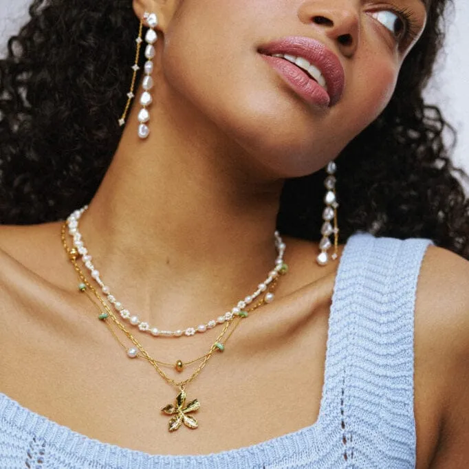 Orelia Floral Stationed Pearl halskæde guld perle