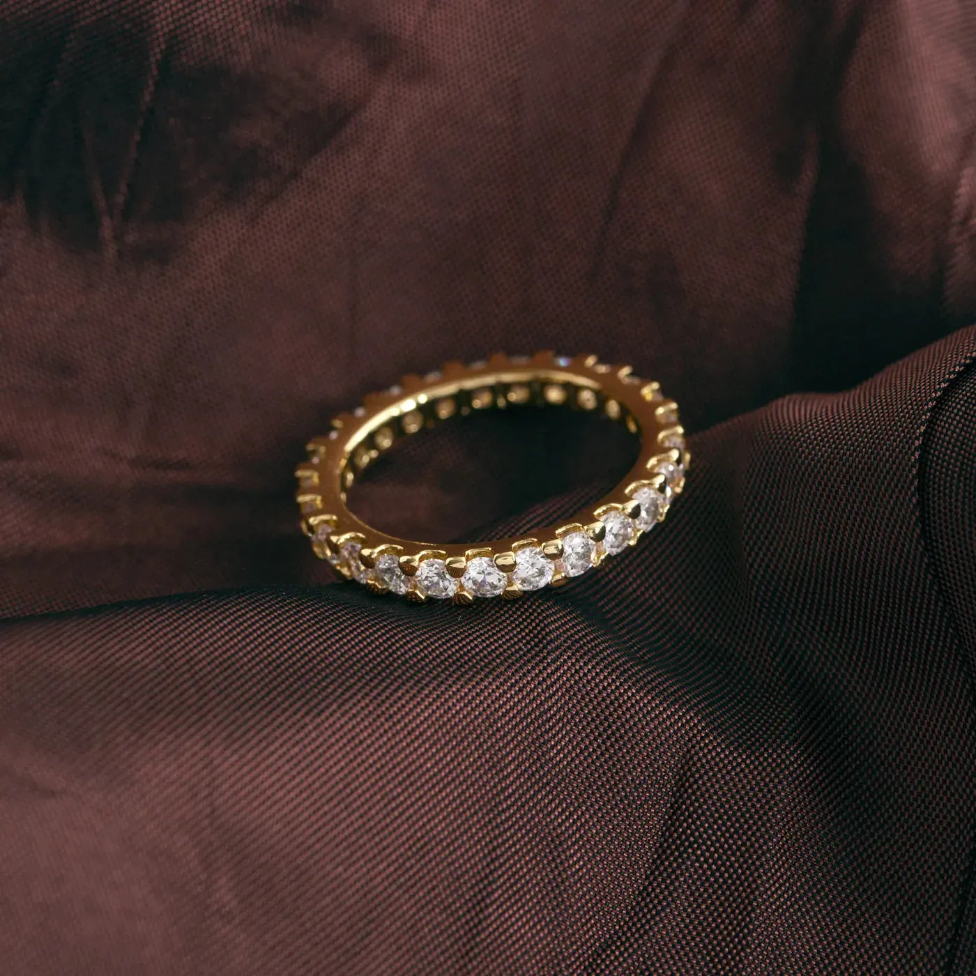 TIMI OF SWEDEN Daria ring guld str. 17 krystal