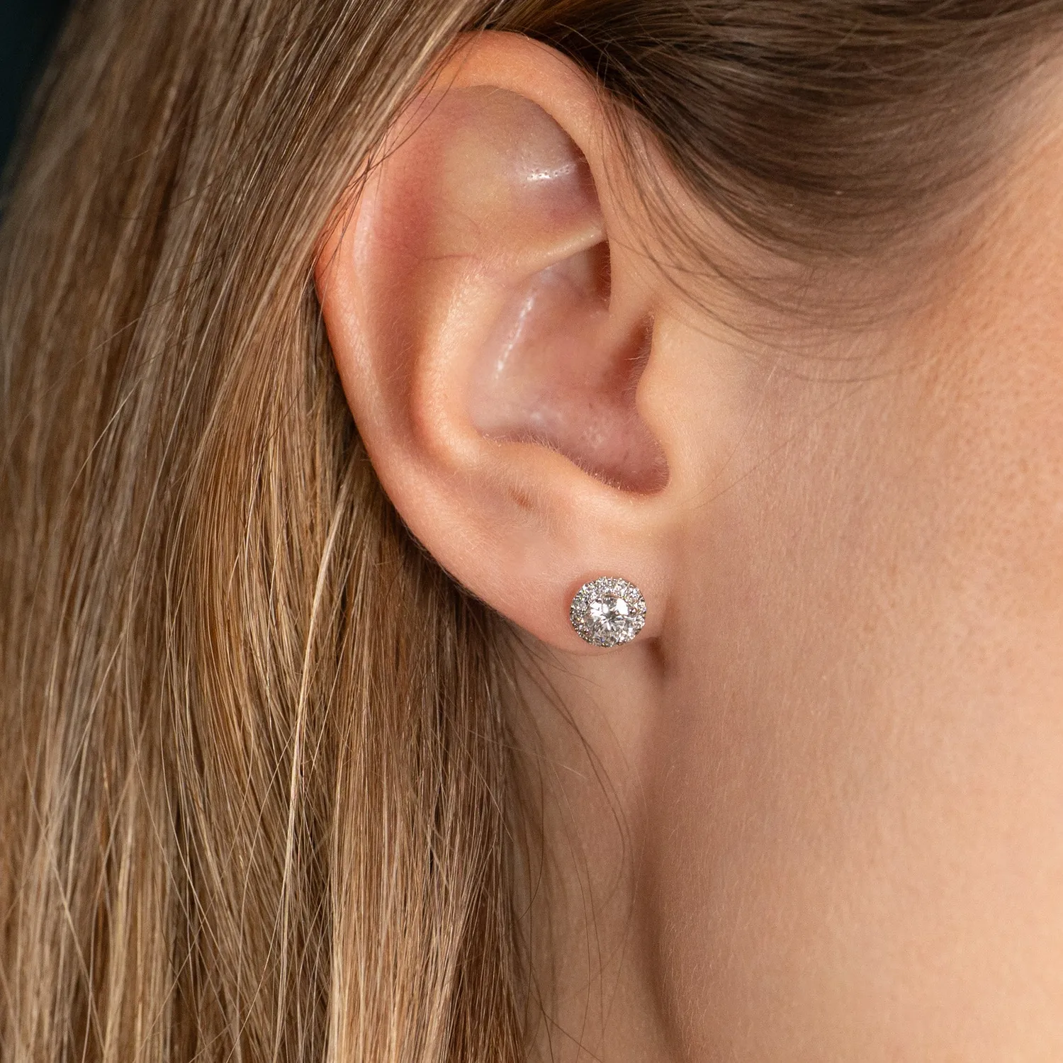 Sisi Copenhagen Halo diamantørestikker 1,0 ct hvidguld