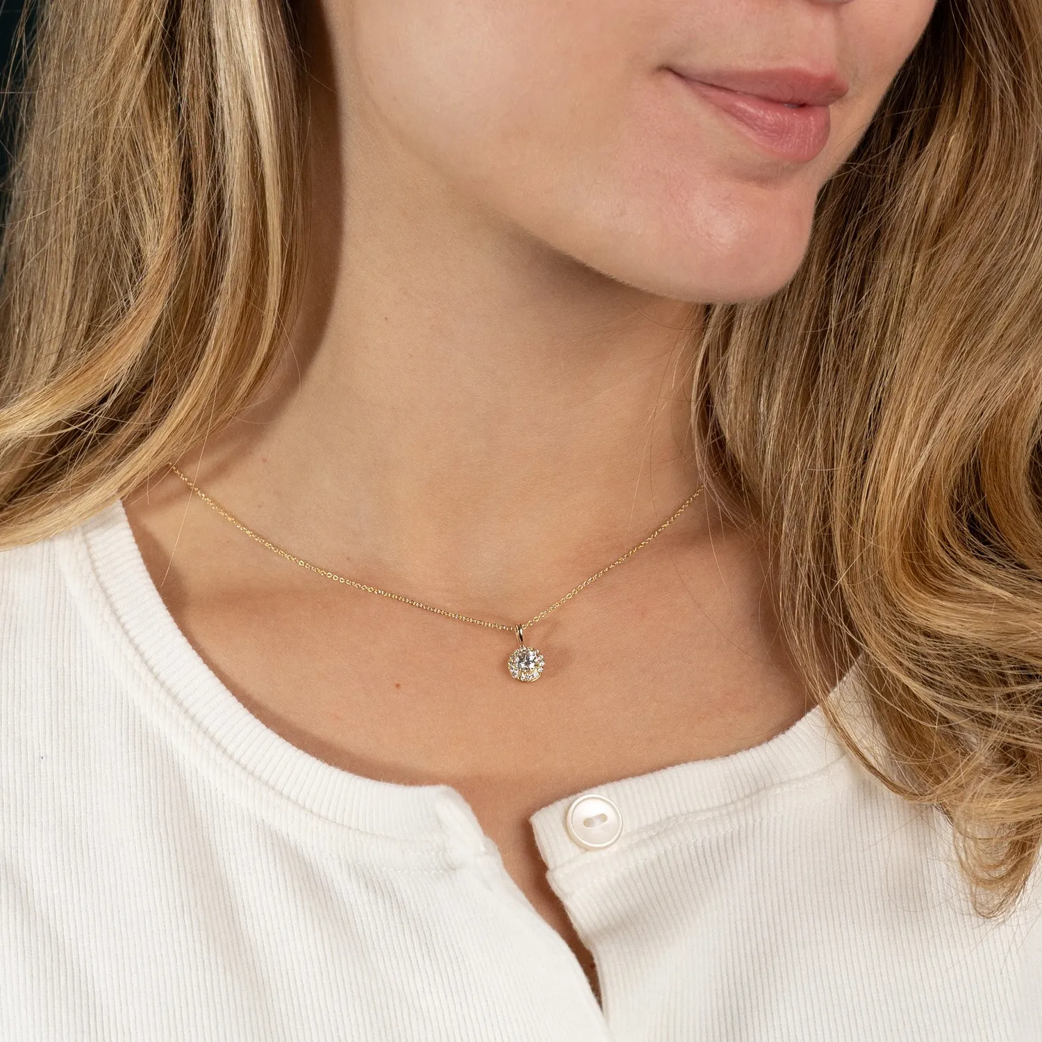 Sisi Copenhagen Round Halo lab-diamond vedhæng 0,66 ct guld