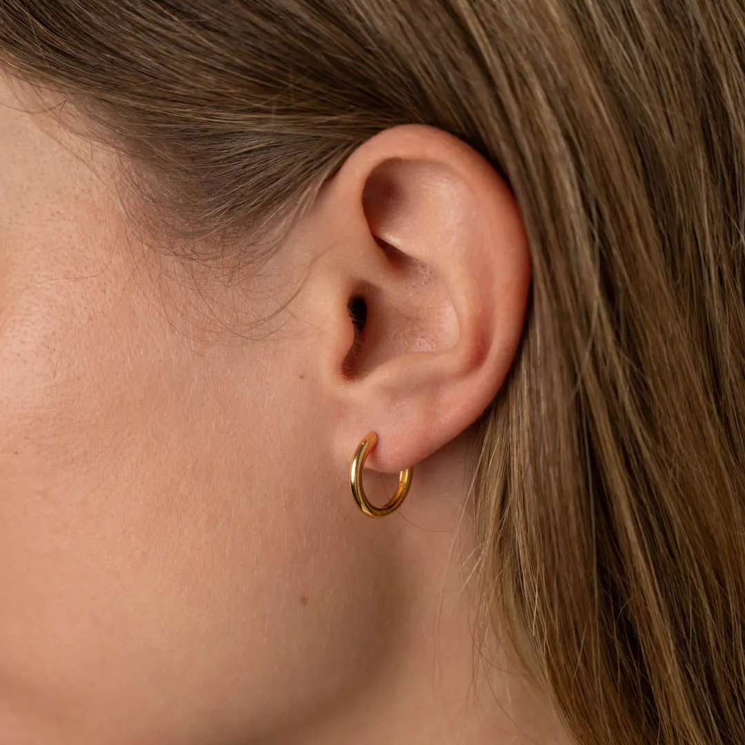Sisi Copenhagen Elina Small Golden creoler 15 mm