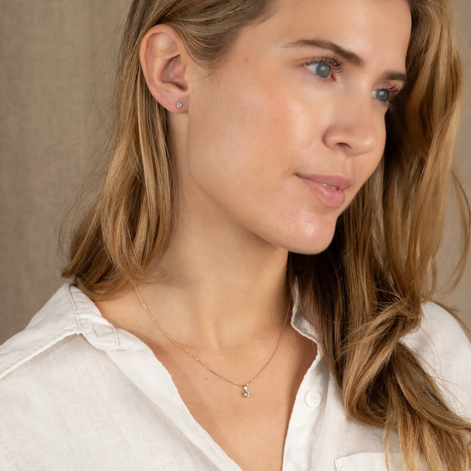 Sisi Copenhagen Soley Blue Topaz ørestikker massivt guld