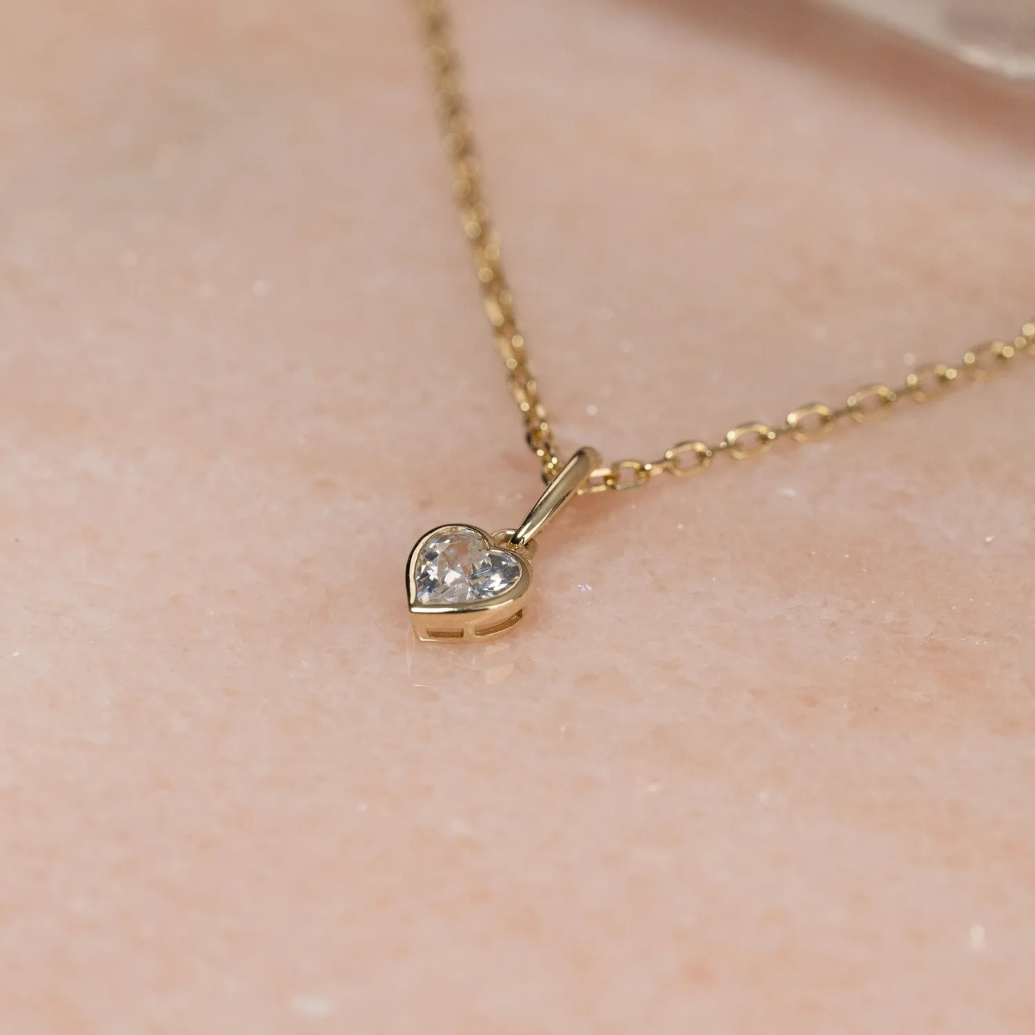 Sisi Copenhagen Crystal Heart vedhæng massivt 9 kt guld