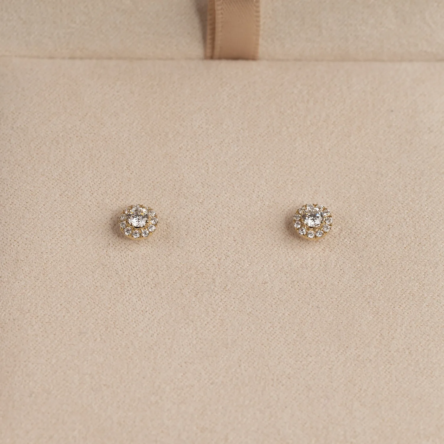 Sisi Copenhagen Halo lab-diamond ørestikker 0,33 ct 14 kt guld
