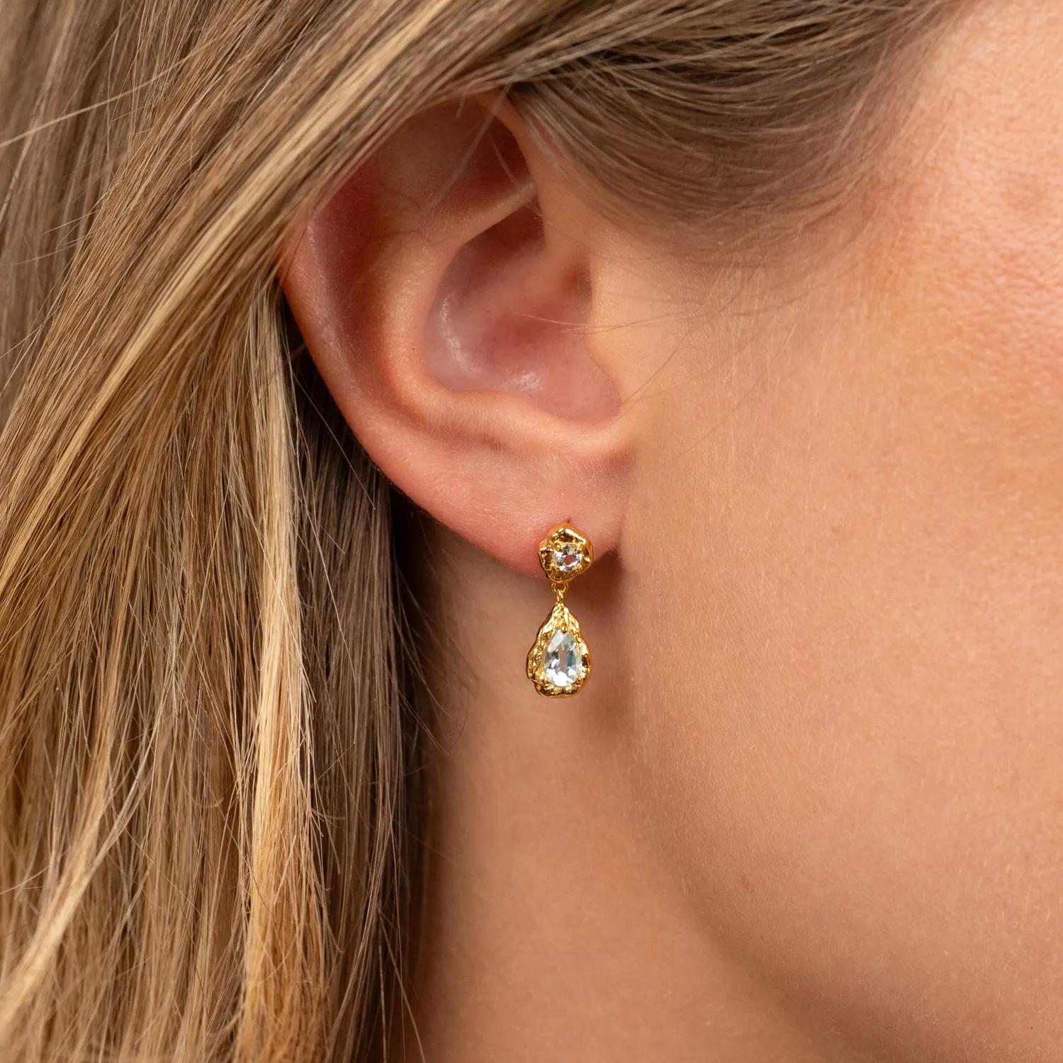 Sisi Copenhagen Emilia Blue Topaz øreringe forgyldt par
