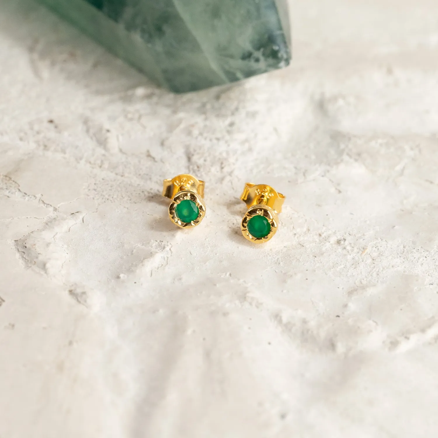 Sisi Copenhagen Selene Green Agate ørestikker forgyldt grøn