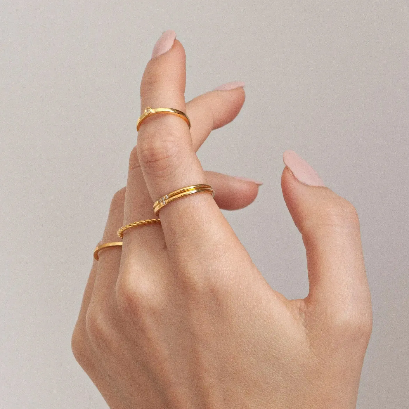 TIMI OF SWEDEN Evi Petite Crystal ring guld vandtæt