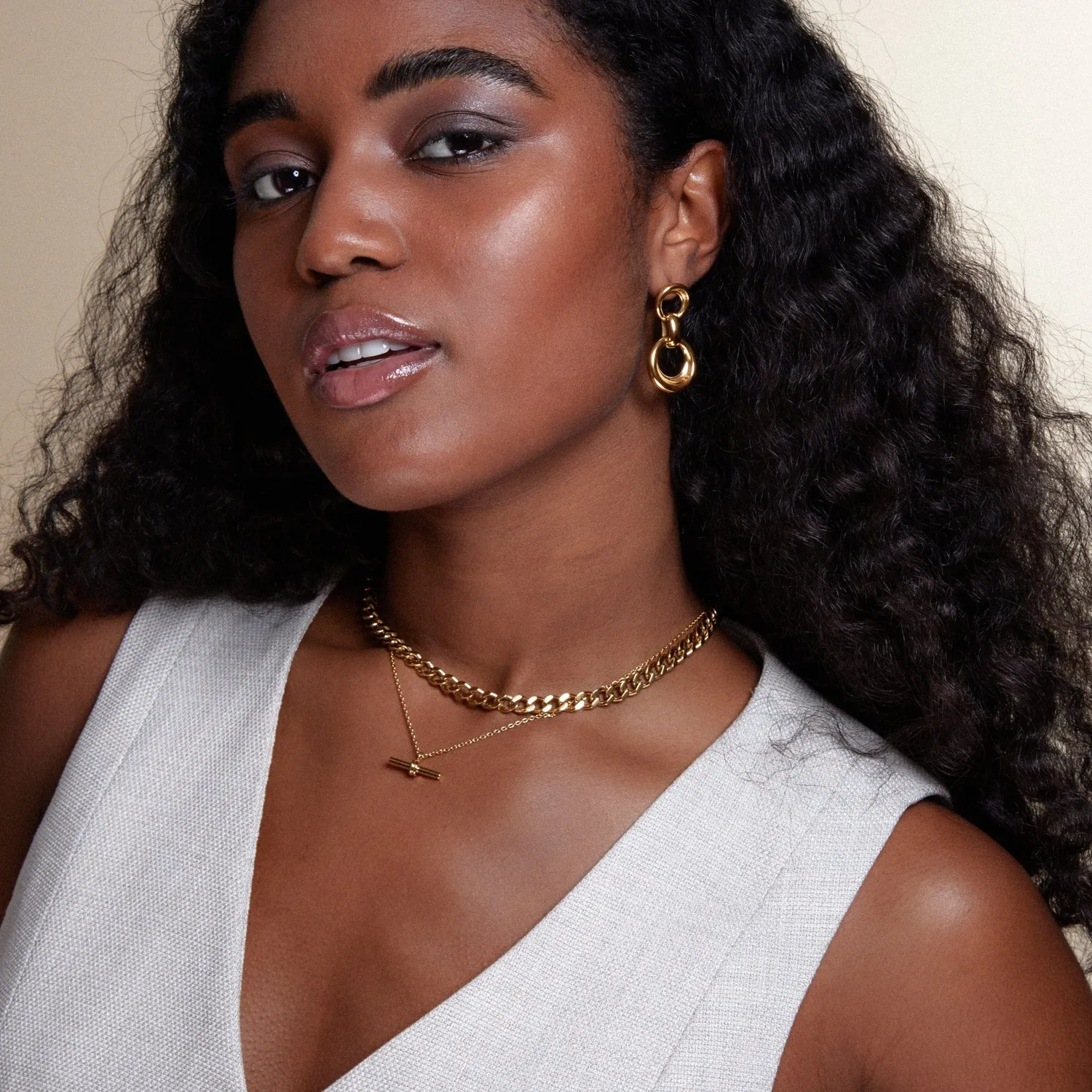 Orelia LUXE Flat Curb T-Bar halskæde guld