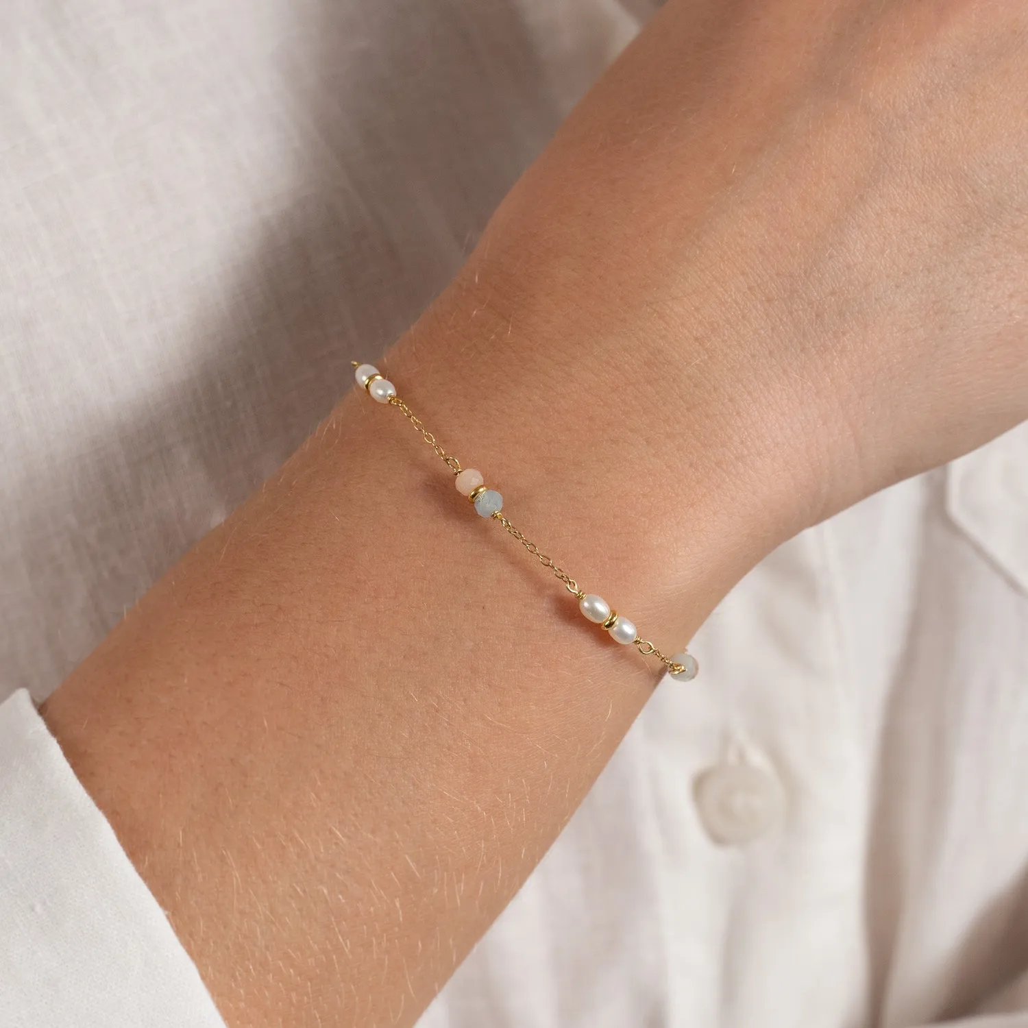 Sisi Copenhagen Adira Morganite Pearl armbånd forgyldt perle