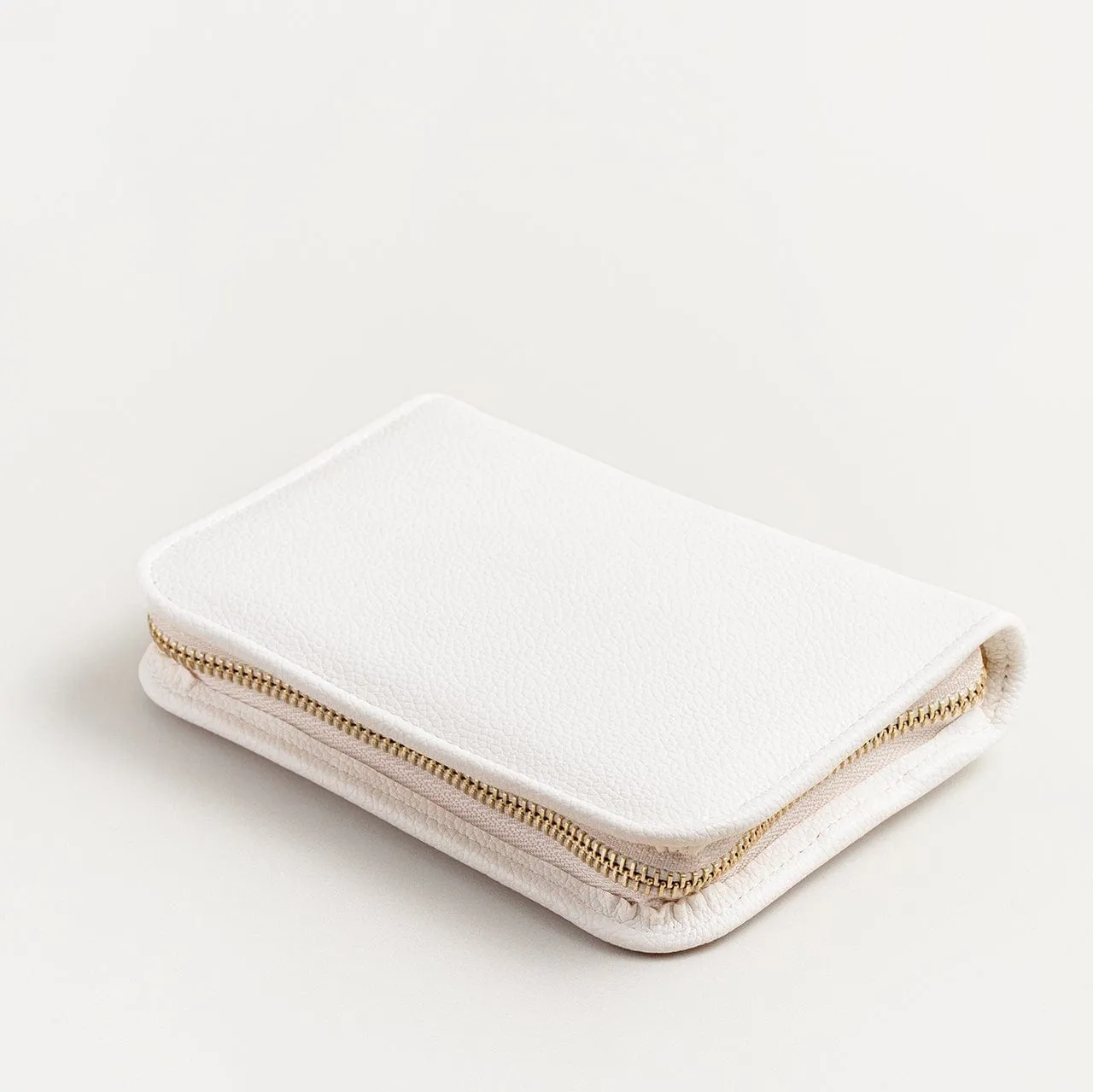 Orelia Cream Jewellery smykkeetui creme lynlås