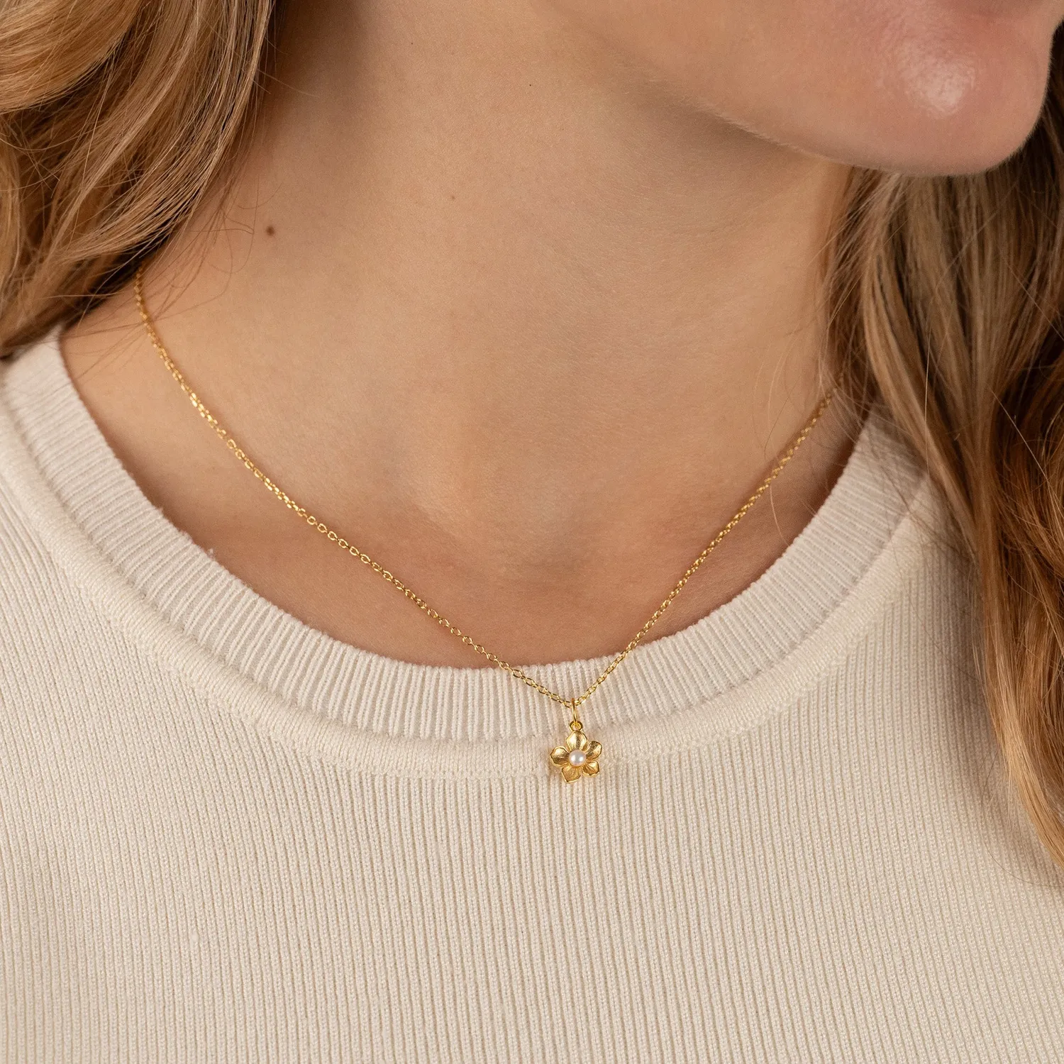 Sisi Copenhagen Mona Pearl Golden vedhæng forgyldt 9 mm