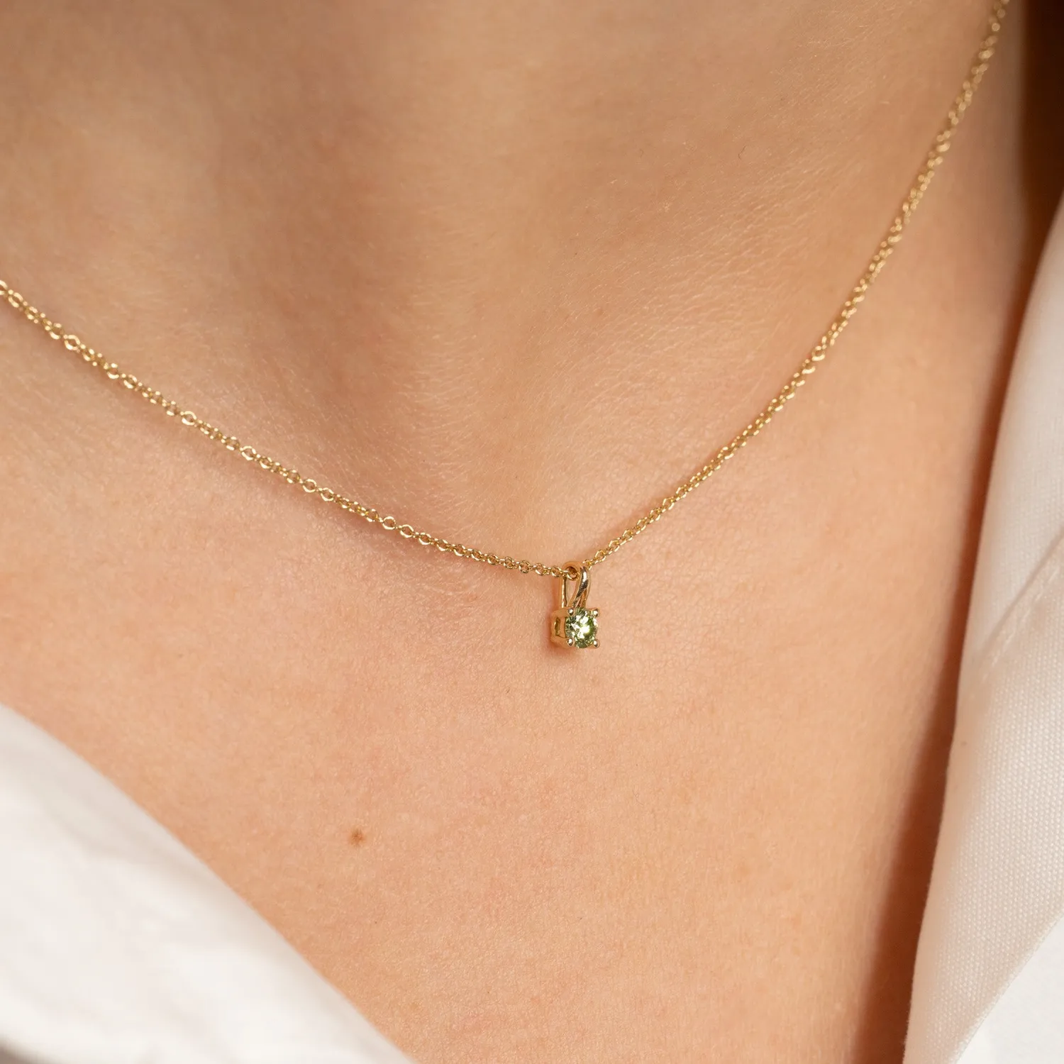 Sisi Copenhagen Prong Solitaire Ocean Green diamantvedhæng 0,1 ct
