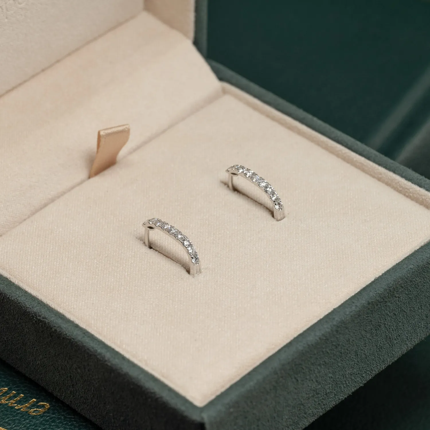 Sisi Copenhagen Oval diamantcreoler 14 kt guld lab-diamant par