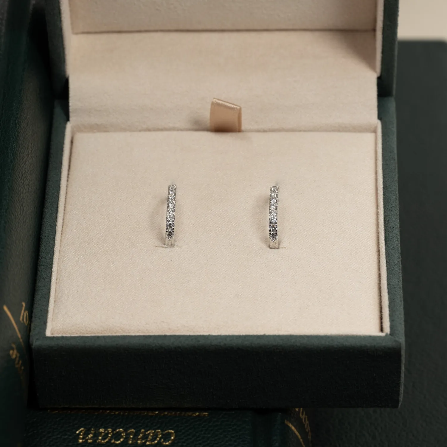 Sisi Copenhagen Oval Lab-diamond creoler hvidguld 0,45ct