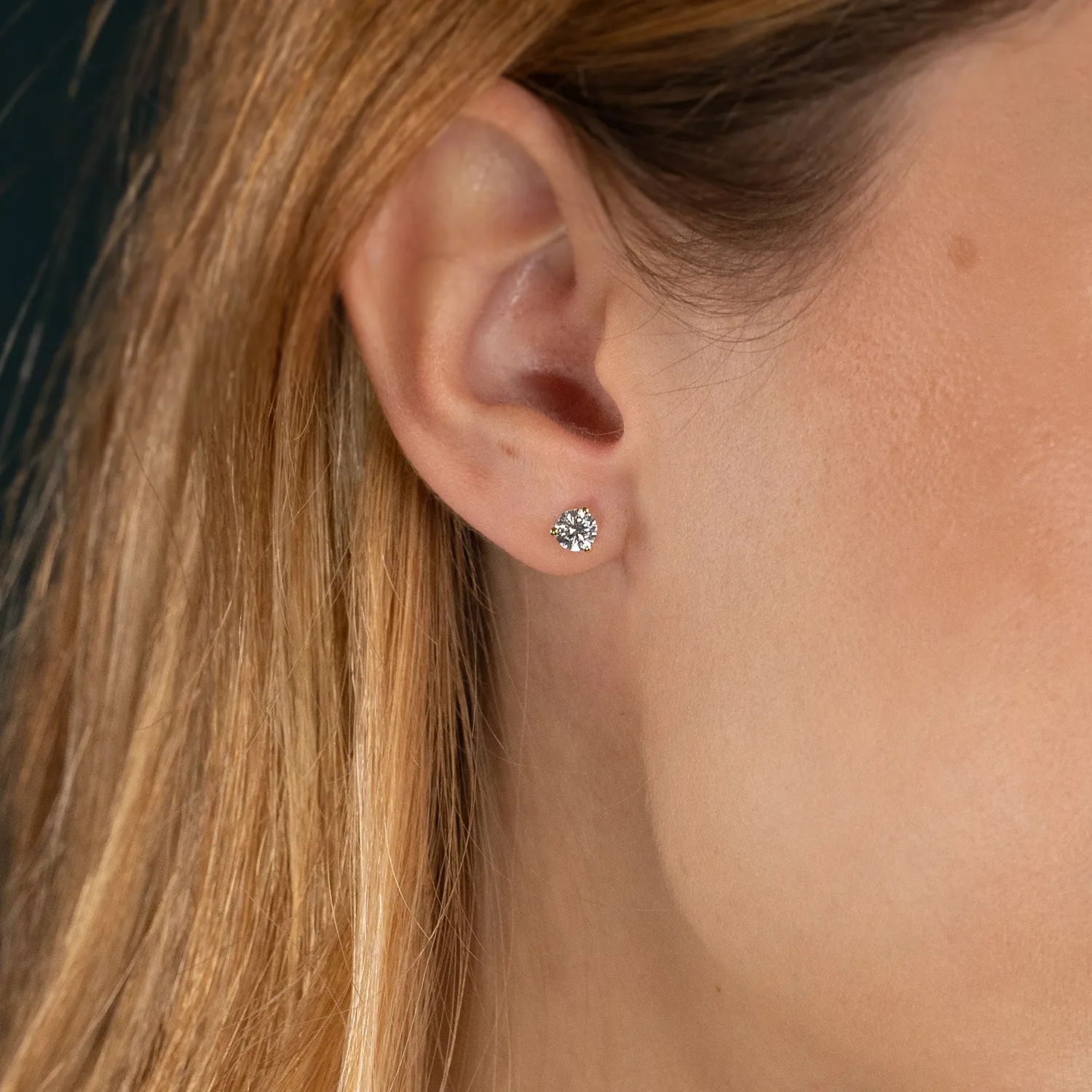 Sisi Copenhagen Simple diamantørestikker 0,75 ct guld