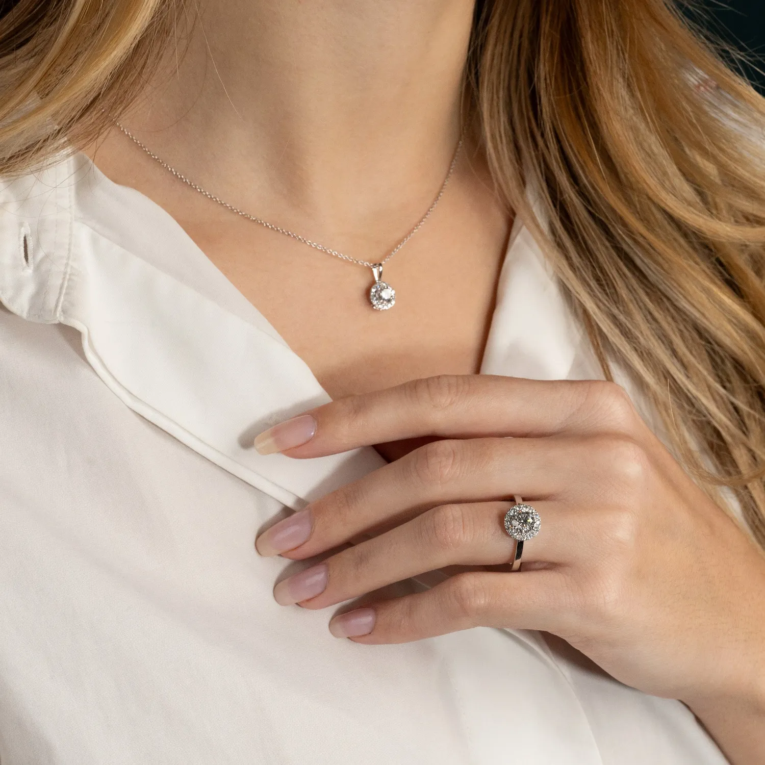 Sisi Copenhagen Round Halo vedhæng 0,66ct 14kt hvidguld