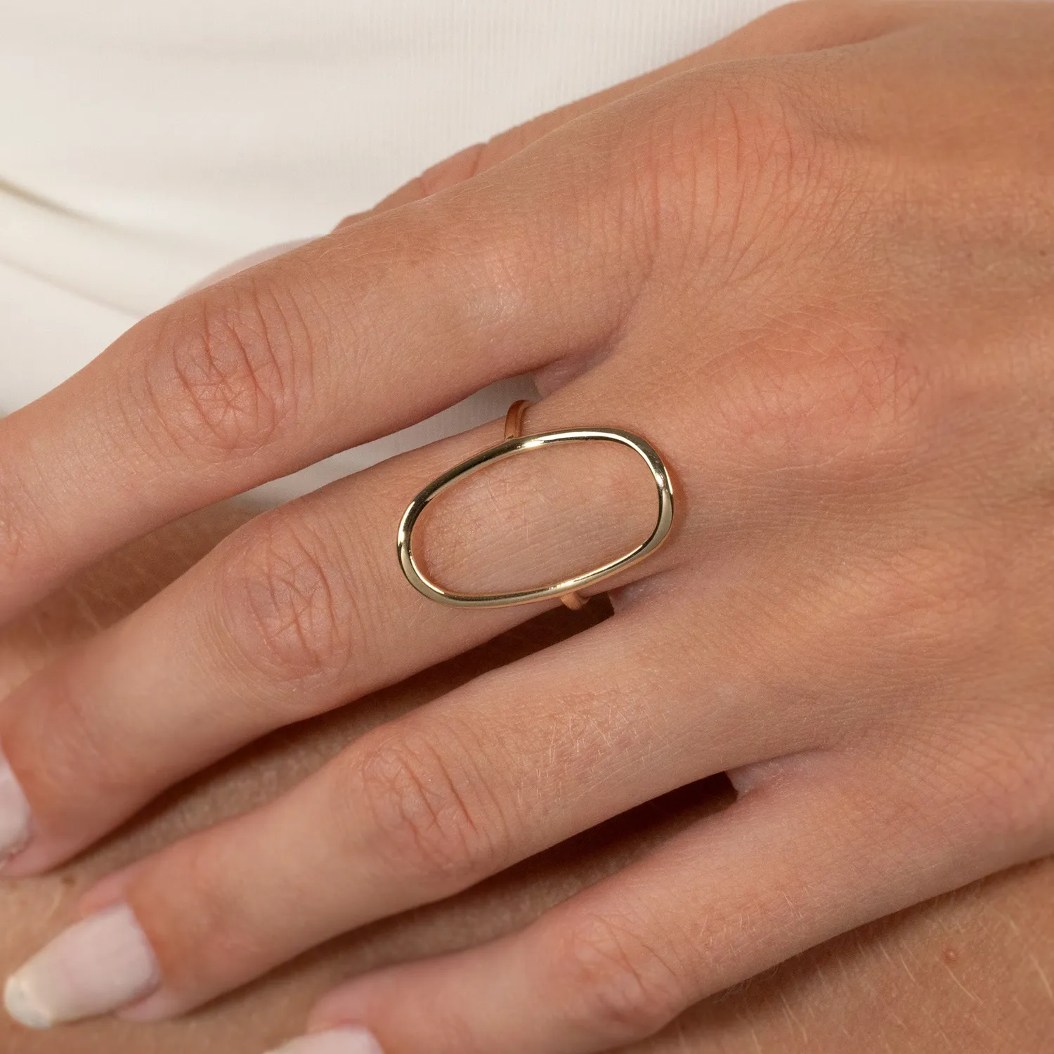 Sisi Copenhagen Cajsa ring 9 kt guld 25 mm oval