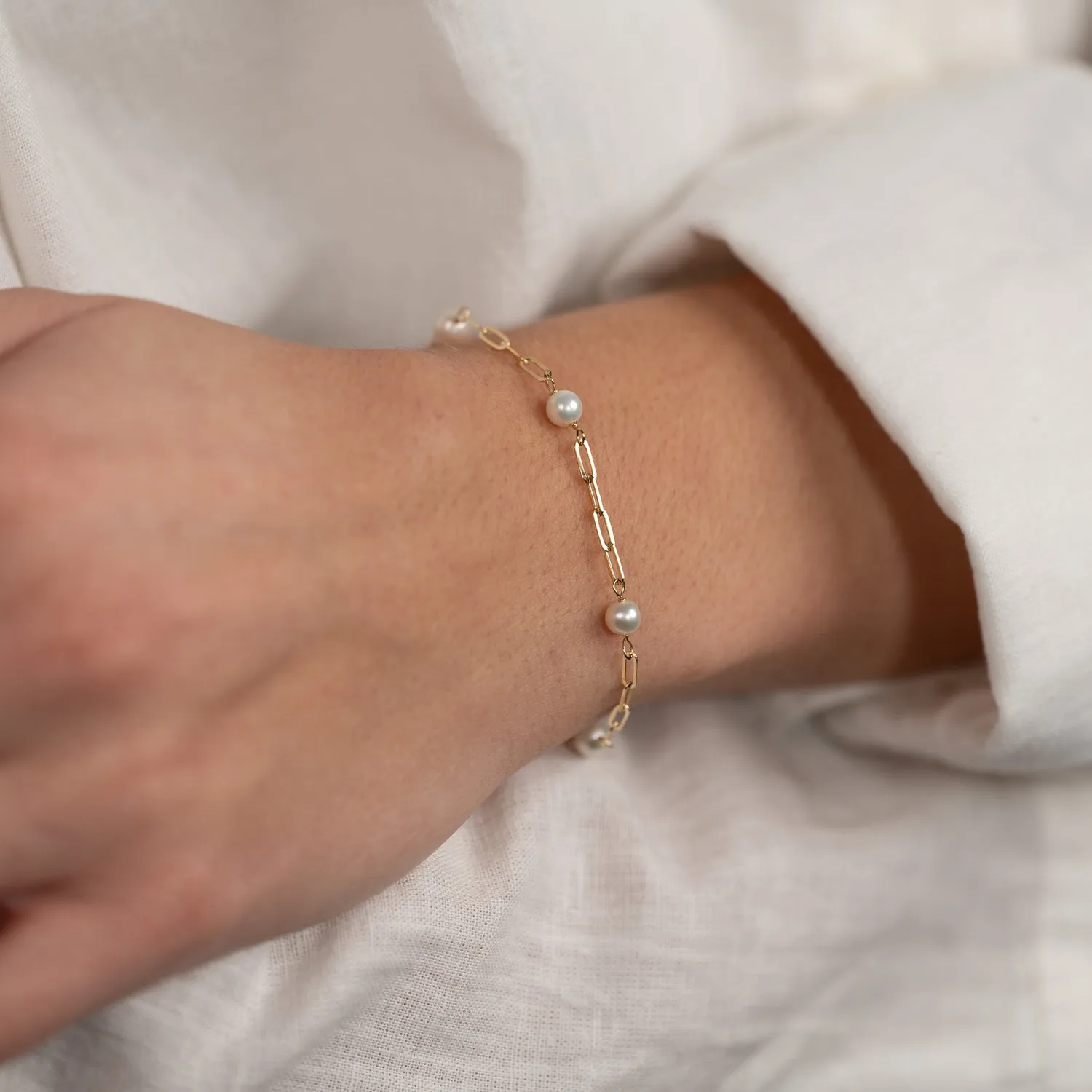 Sisi Copenhagen Alma Pearl armbånd massivt guld perler
