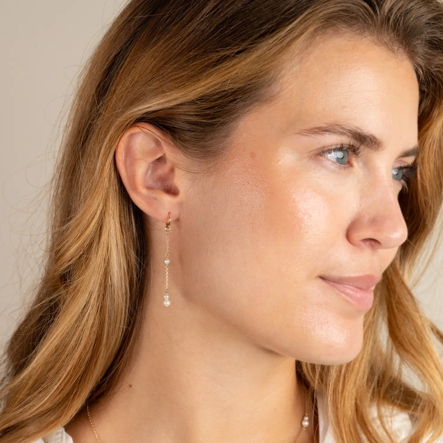 Sisi Copenhagen Evie Pearl øreringe massivt guld perler