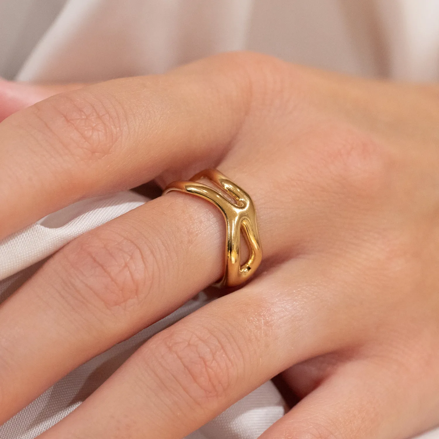 Sisi Copenhagen Astra ring forgyldt organisk str. 48