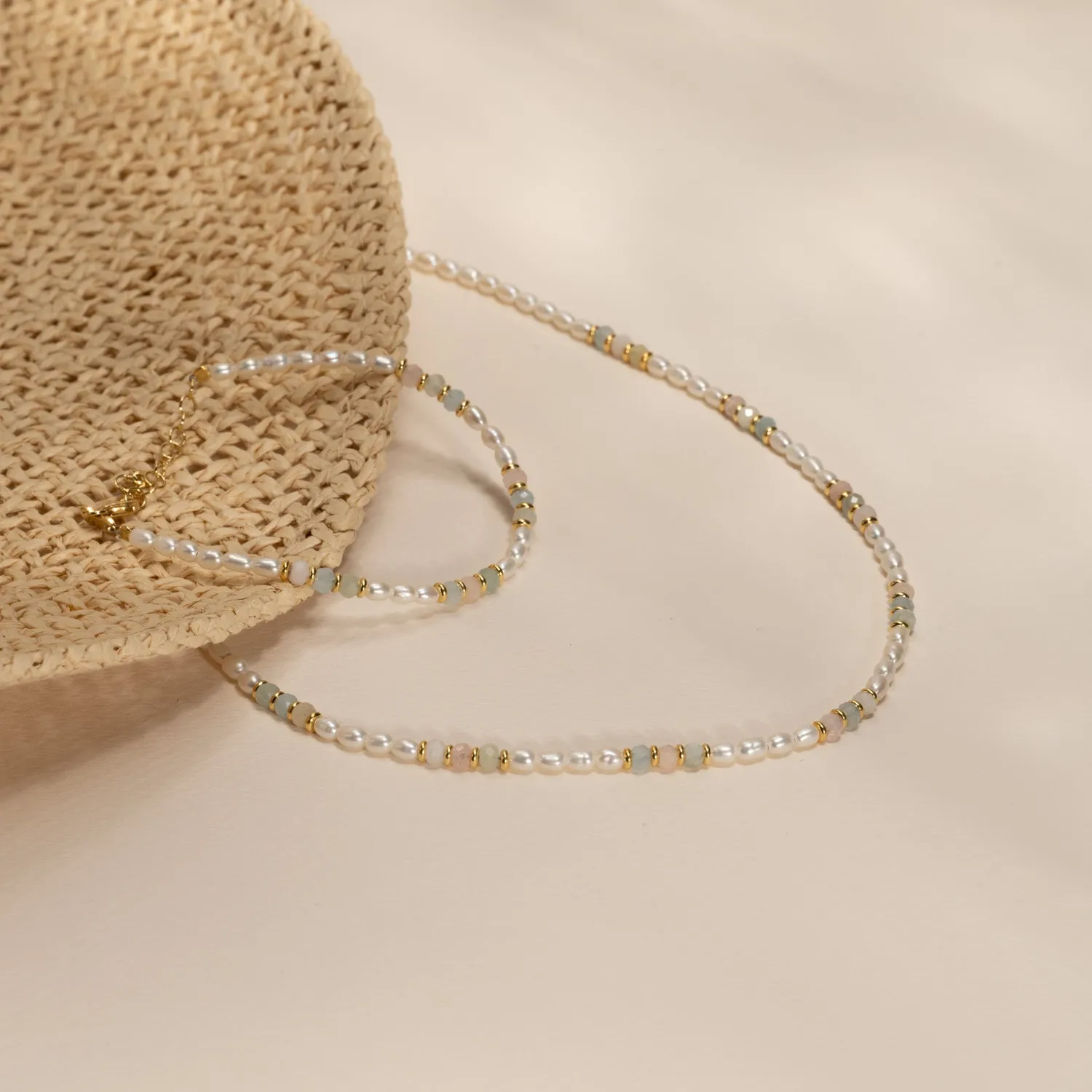Sisi Copenhagen Dora Morganite Pearl Golden halskæde 42 cm