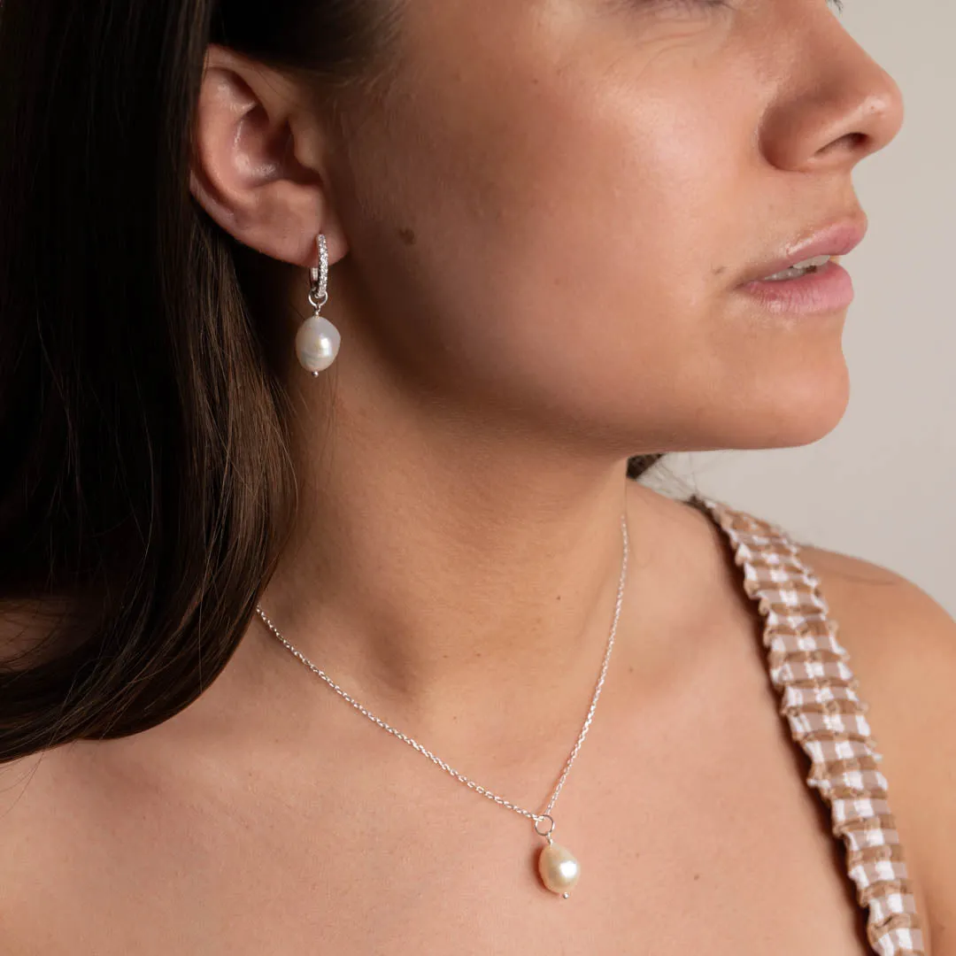 Sisi Copenhagen Noella Pearl sølv creoler par barokperle