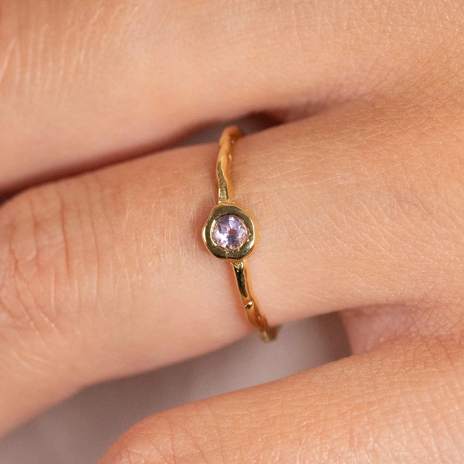 Sisi Copenhagen Selene Purple Amethyst Golden ring lilla
