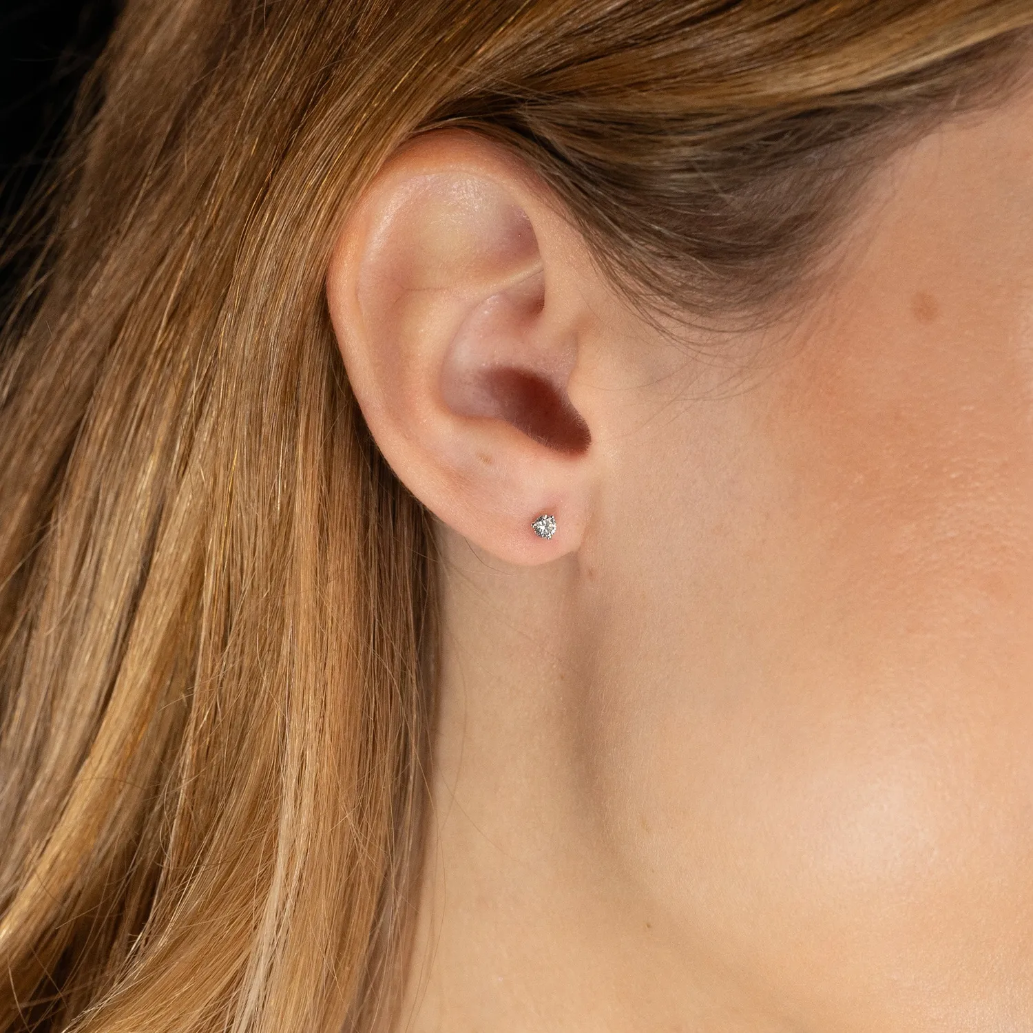 Sisi Copenhagen Simple hvidguld ørestikker 0,2 ct lab-diamant