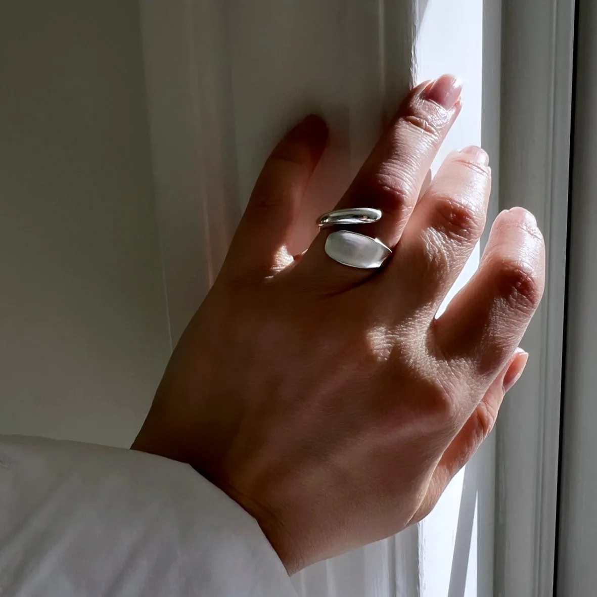 Bykjaergaard Mirror ring i sølv mat blank
