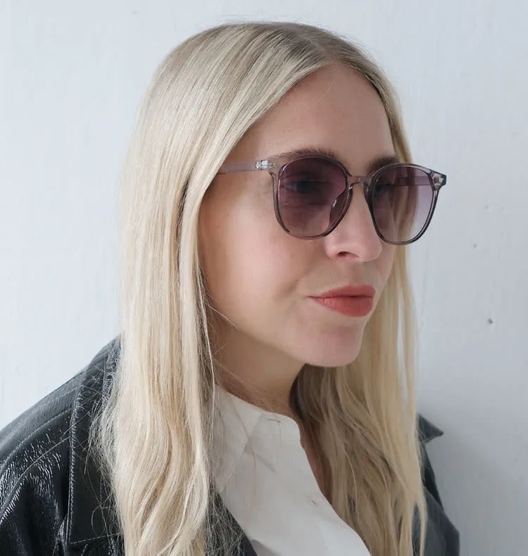 Wos Belka solbriller lilla transparent store
