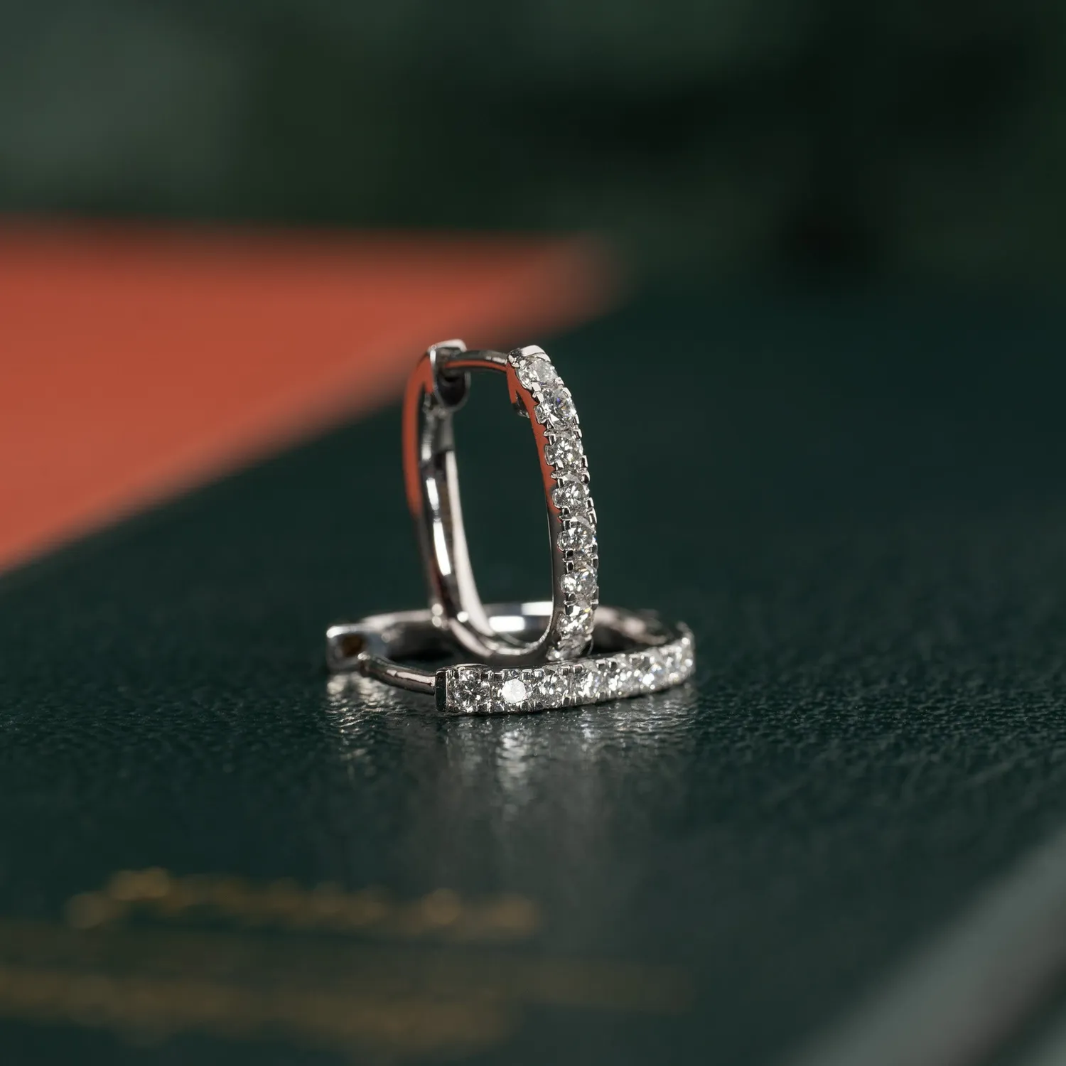 Sisi Copenhagen Oval Lab-diamond creoler hvidguld 0,45ct