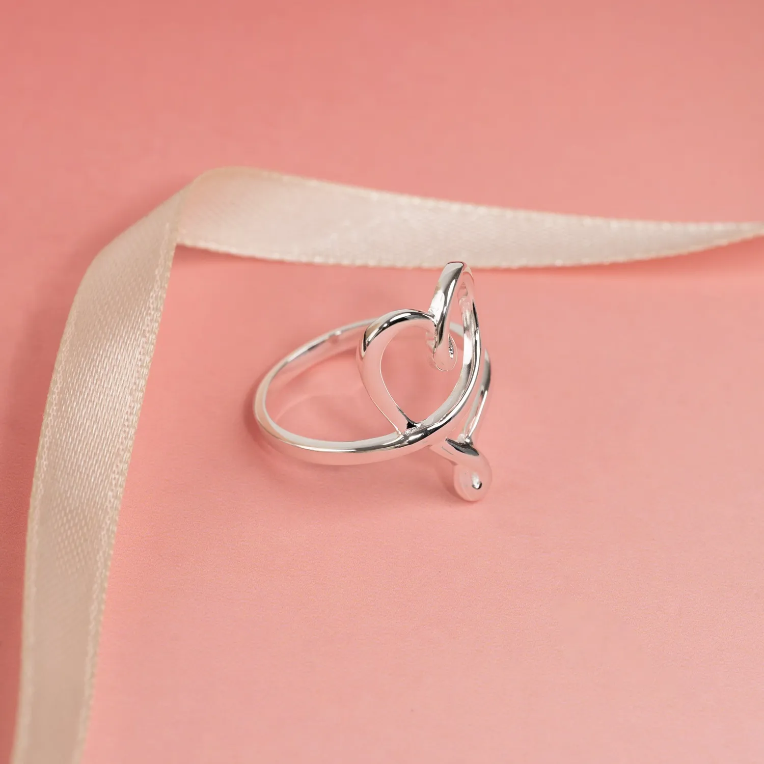 Sisi Copenhagen Sofia Silver ring sølv hjerte 13x20 mm
