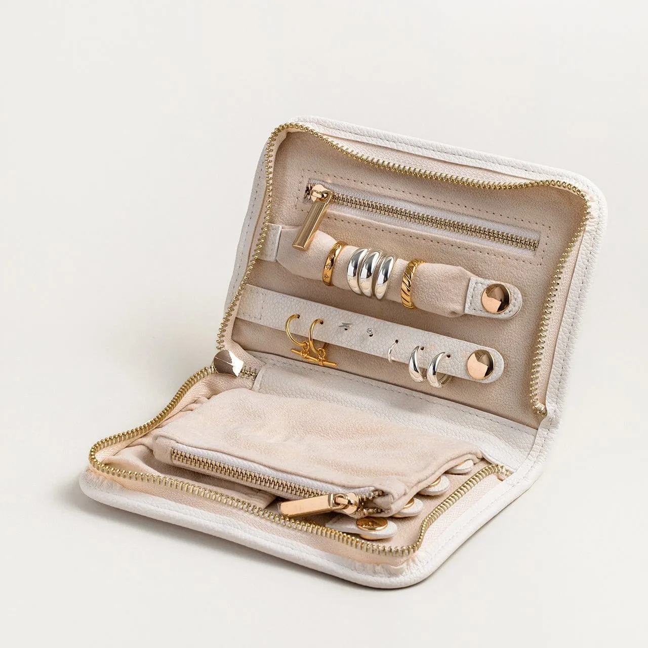 Orelia Cream Jewellery smykkeetui creme lynlås