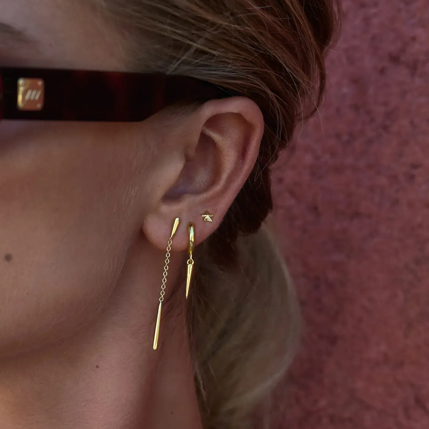 TIMI OF SWEDEN Nyah spike hoop øreringe guld 12 mm