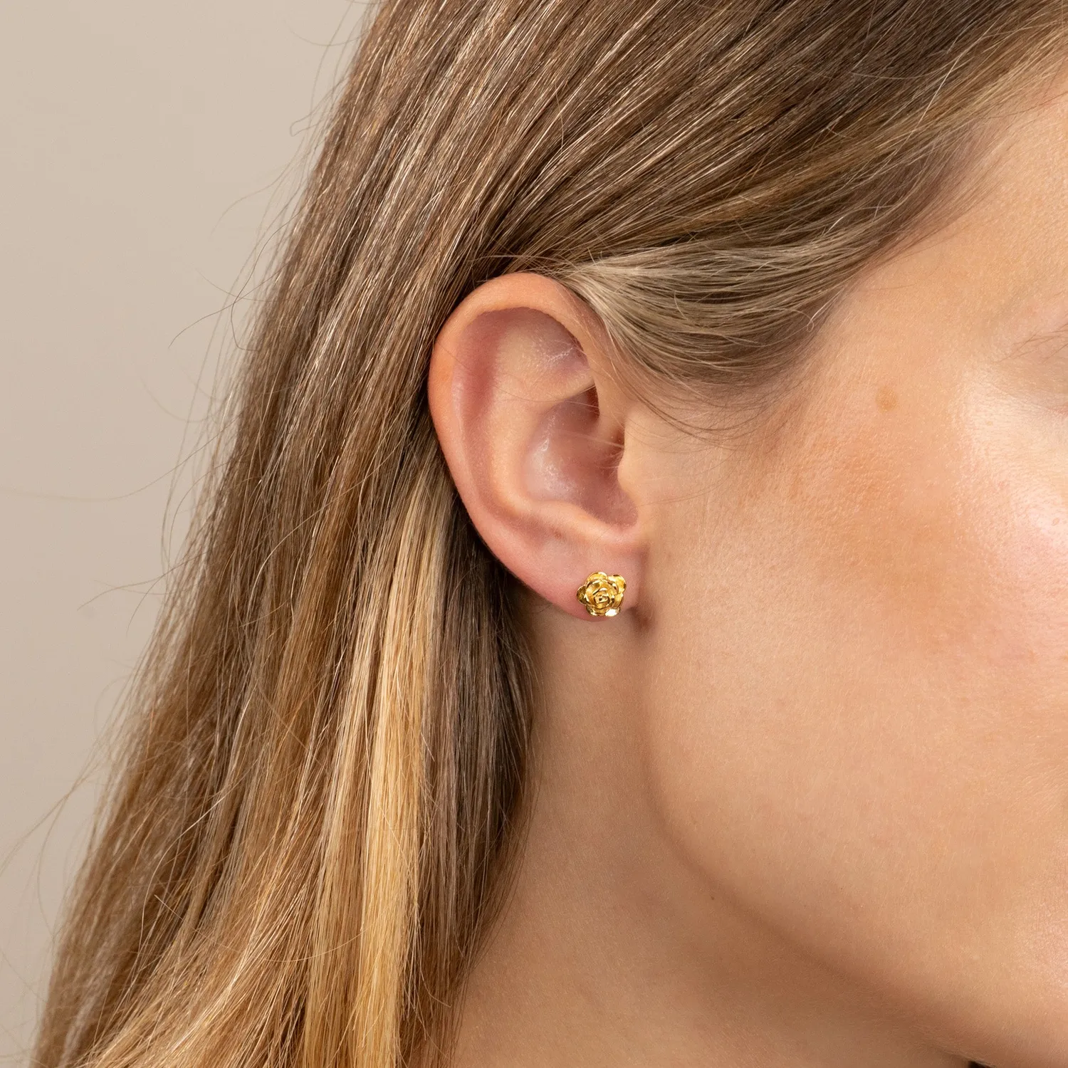 Sisi Copenhagen Rosie øreringe forgyldt 8 mm rose