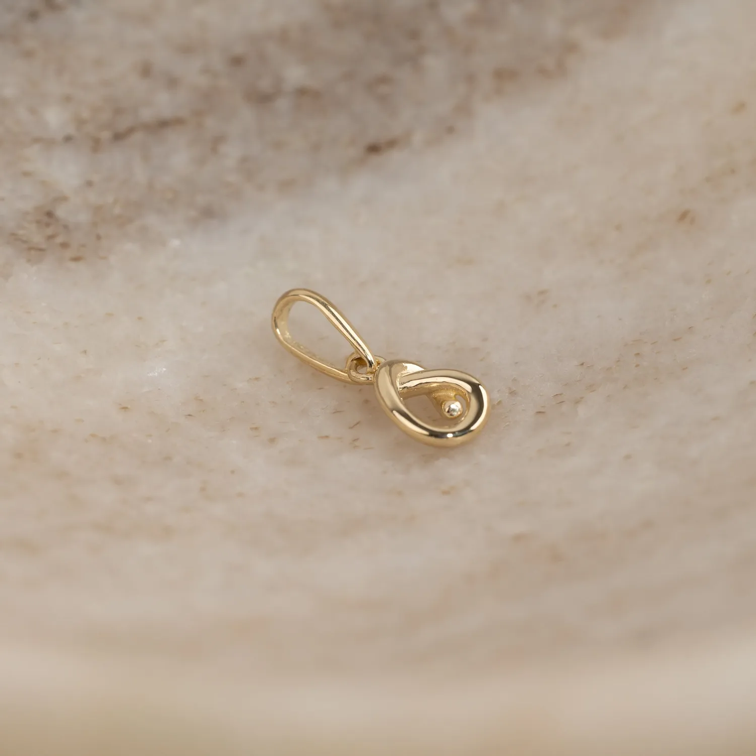 Sisi Copenhagen Lily vedhæng massivt 9 kt guld