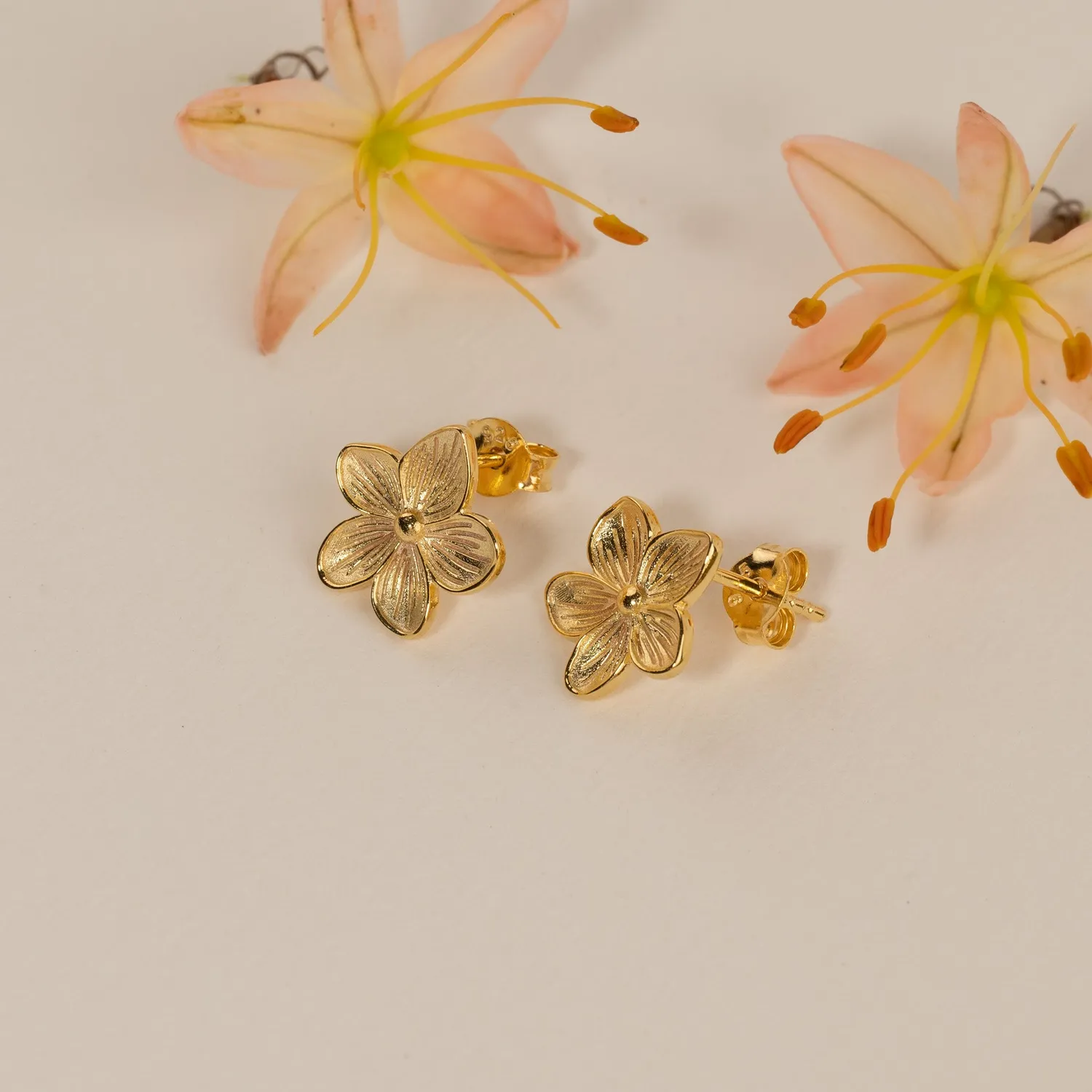 Sisi Copenhagen Ane Golden Stud ørestikker 12 mm forgyldt